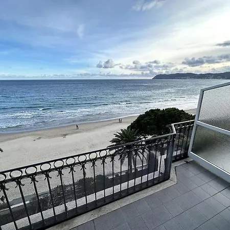 Apartment Bilocale Frontemare Magnifica Terrazza Alassio